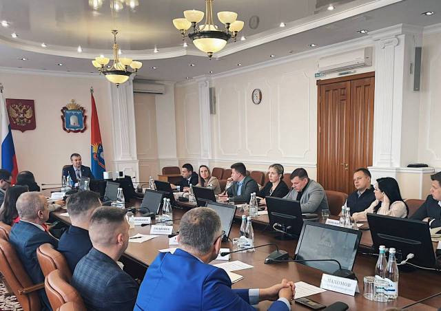 В Тамбовской области при поддержке регионального Правительства, министерства промышленности, торговли и развития предпринимательства Тамбовской области реализуется федеральный проект партии «Единая Россия», направленный на поддержку отечественных товаропр.